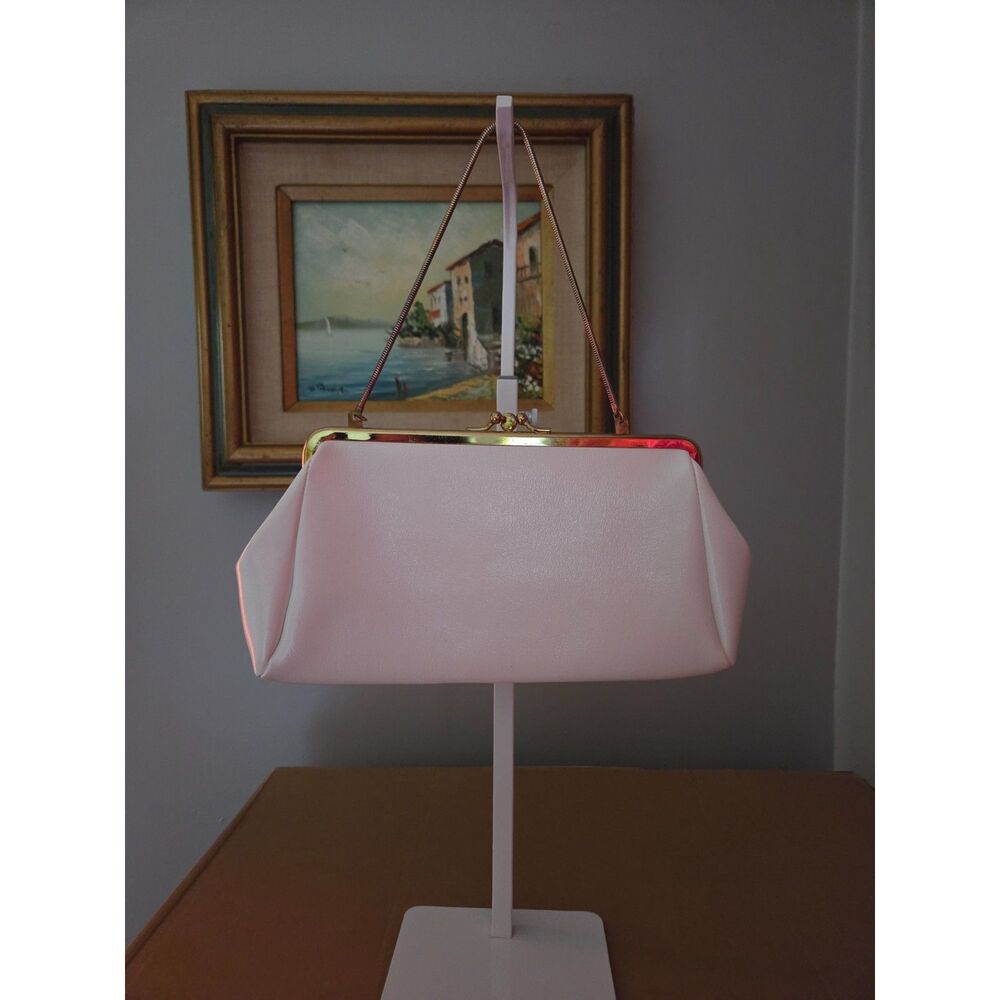 Vintage St. Thomas Leather Kiss-Lock Clutch in Cream with Gold-tone hardware